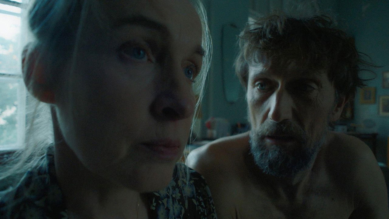 The Night Screening Movie Screenshot 4