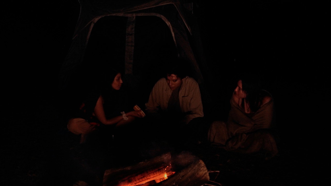 The Contact Movie Screenshot 3