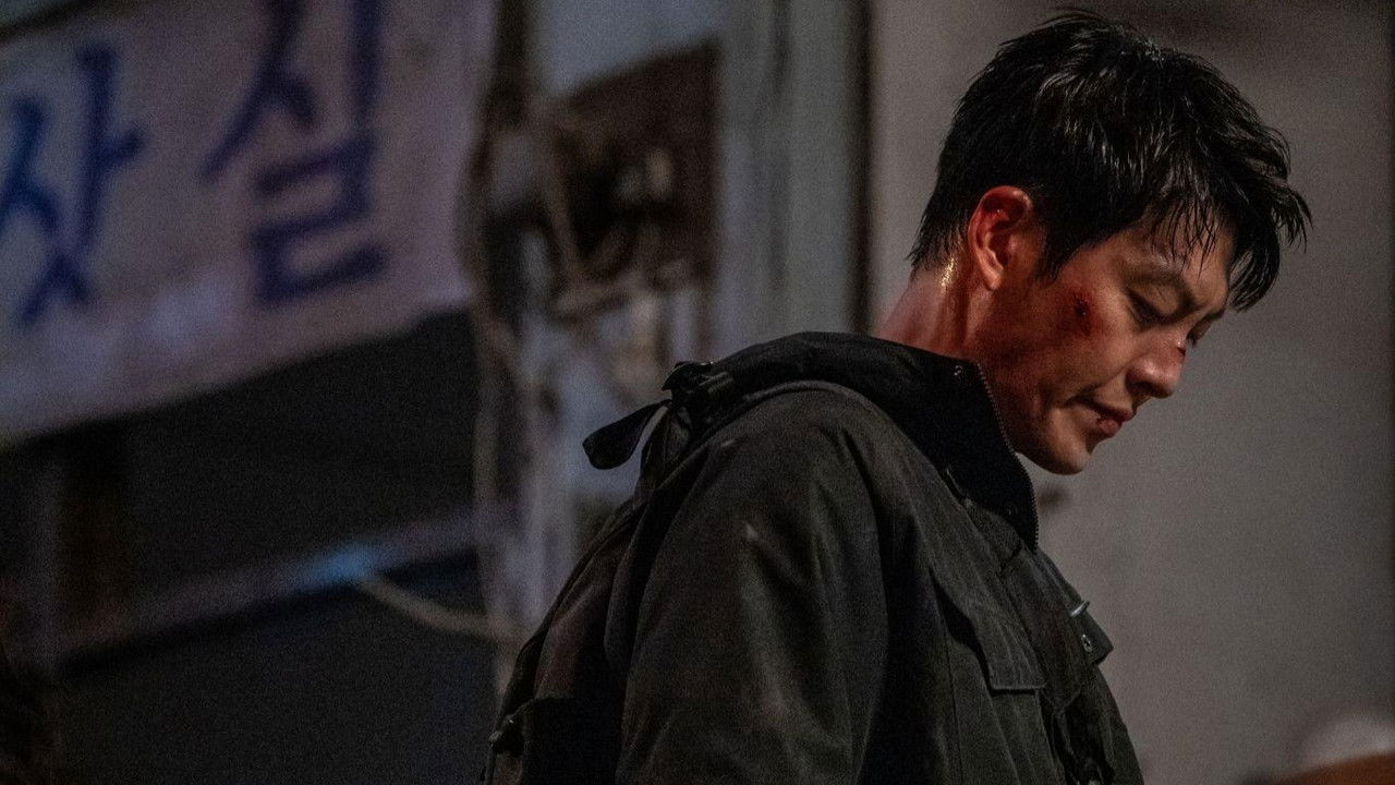 Officer Black Belt Movie Screenshot 2