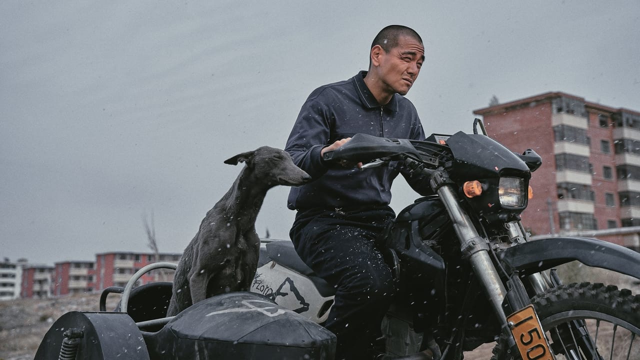 Black Dog Movie Screenshot 1