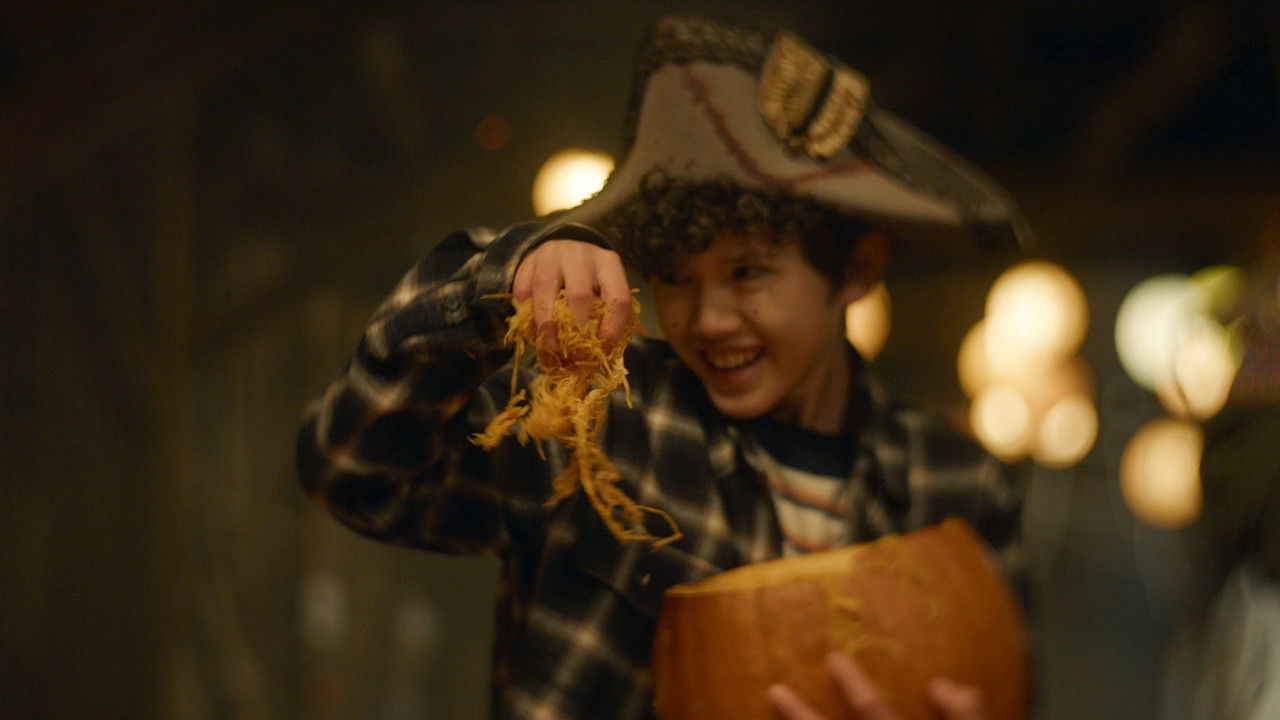 Carved Movie Screenshot 4