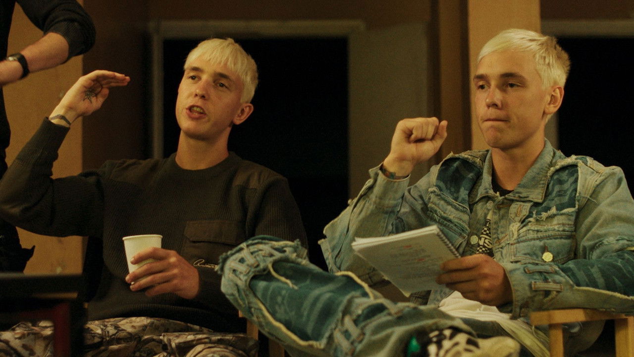 Two of Me Movie Screenshot 2