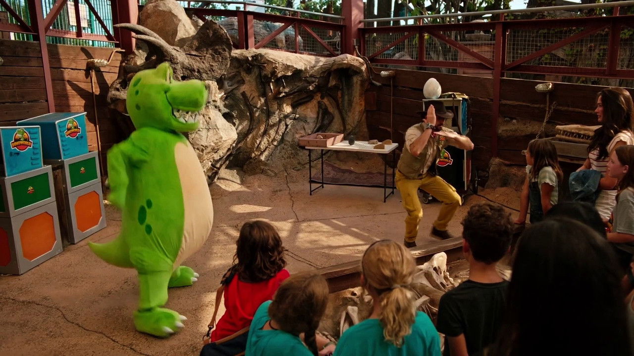 The Invisible Raptor Movie Screenshot 3