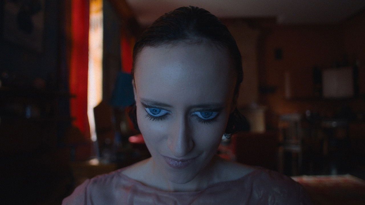 The Night Screening Movie Screenshot 2